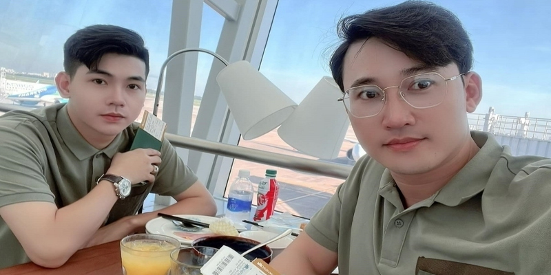 Cặp đôi Thanh Đoàn - Trí Quang chào đón cặp đôi song sinh