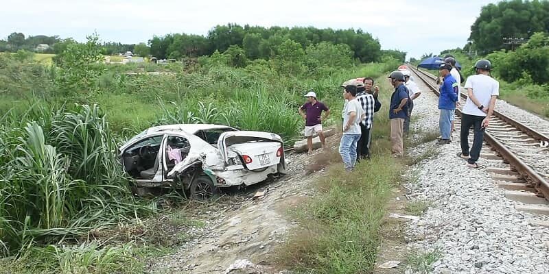 Địa điểm nơi xảy ra vụ việc tàu hỏa tông trúng ô tô con