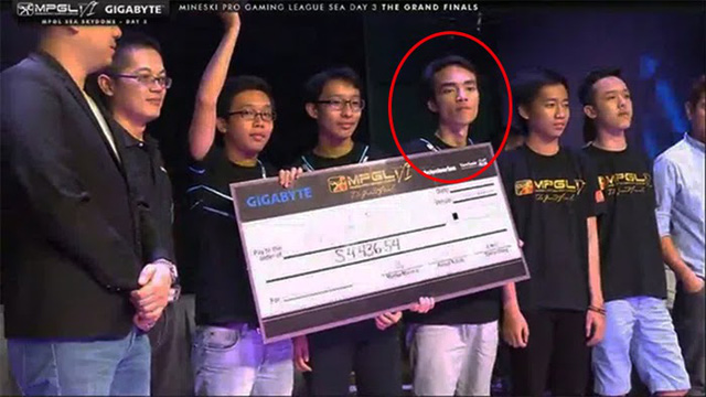 Tượng đài Dota 2 Tượng đài Dota 2