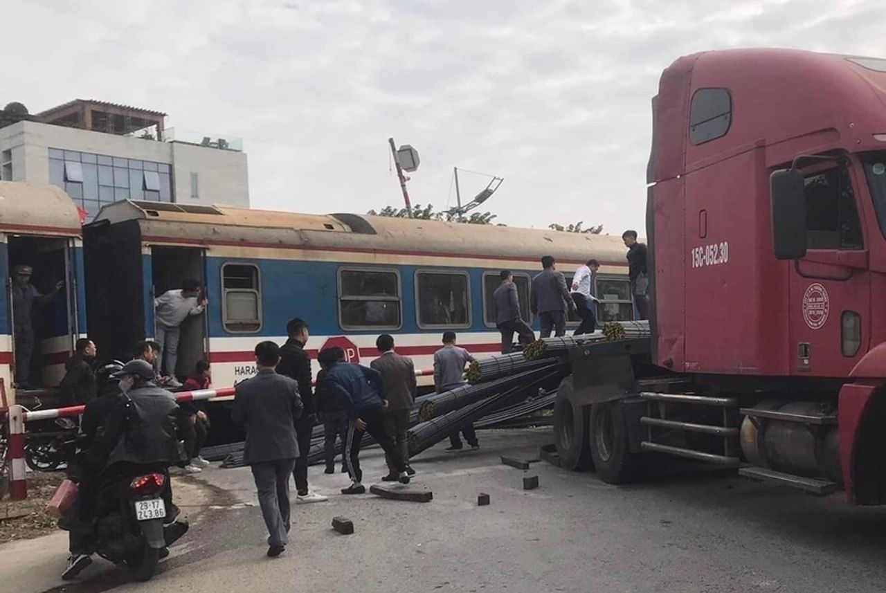 Gặp tai nạn trên quốc lộ 1A đoạn qua Thanh Hóa, một phụ nữ tử vong không nguyên vẹn