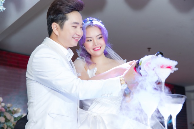 Bằng Cường: Cô ấy là quý giá và quan trọng nhất với tôi? Bằng Cường: Cô ấy là quý giá và quan trọng nhất với tôi?