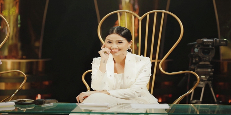 MC Liêu Hà Trinh mang thai tuổi U40 MC Liêu Hà Trinh mang thai tuổi U40