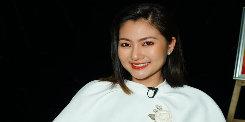 Ngọc Lan khoe cơ ngơi kinh doanh nhân dịp năm mới Ngọc Lan khoe cơ ngơi kinh doanh nhân dịp năm mới