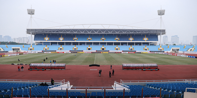 Mặt cỏ sân Mỹ Đình khiến cổ động viên thất vọng tại AFF Cup 2022 Mặt cỏ sân Mỹ Đình khiến cổ động viên thất vọng tại AFF Cup 2022