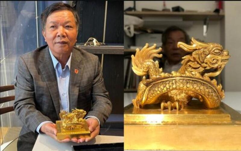 Ông Nguyễn Thế Hồng đã ký kết thành công hợp đồng mua ấn vàng Hoàng đế chi bảo với nhà đấu giá Millon Ông Nguyễn Thế Hồng đã ký kết thành công hợp đồng mua ấn vàng Hoàng đế chi bảo với nhà đấu giá Millon