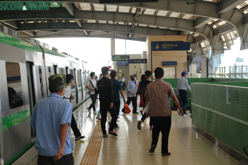 Ngày 23/5/2022, đoàn tàu Cát Linh-Hà Đông bất ngờ dừng giữa đường khi đang di chuyển Ngày 23/5/2022, đoàn tàu Cát Linh-Hà Đông bất ngờ dừng giữa đường khi đang di chuyển
