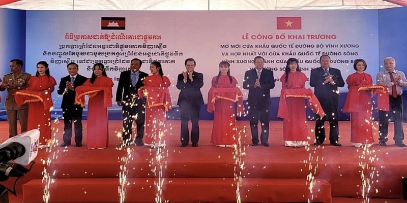 Cửa khẩu quốc tế Vĩnh Xương – Kaorm Samnor được hợp nhất Cửa khẩu quốc tế Vĩnh Xương – Kaorm Samnor được hợp nhất