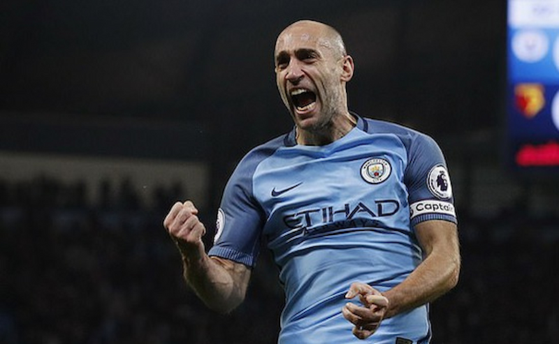 Hậu vệ phải - Pablo Zabaleta