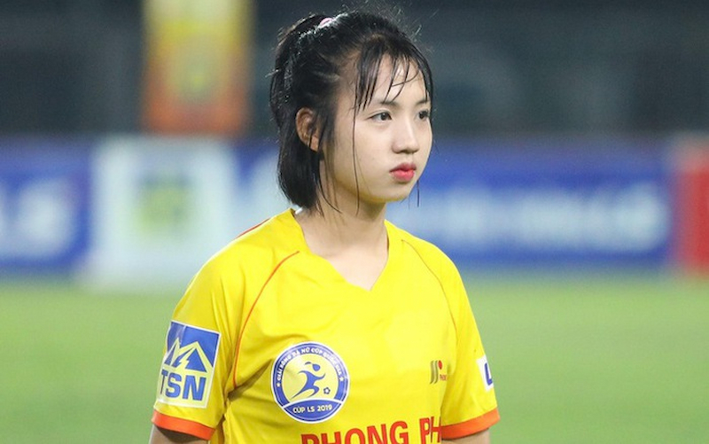 Cầu thủ Trần Thị Duyên