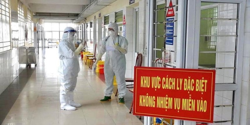 Tiêm Vacxin covid- 19 từ 18 tuổi trở lên Tiêm Vacxin covid- 19 từ 18 tuổi trở lên