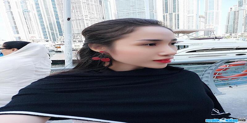 Dương Nguyệt Cầm từng vướng scandal lộ clip 18+ không che 2 phút Dương Nguyệt Cầm từng vướng scandal lộ clip 18+ không che 2 phút