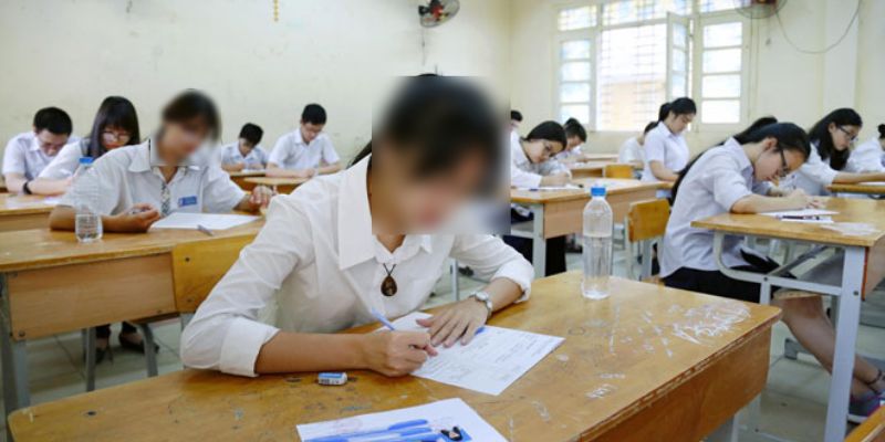 Lan Anh khóc xin tòa án cho phép hoàn thành bậc THPT
