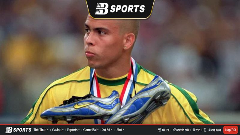 Chế độ tập luyện của cầu thủ Ronaldo béo trước khi ra sân Chế độ tập luyện của cầu thủ Ronaldo béo trước khi ra sân