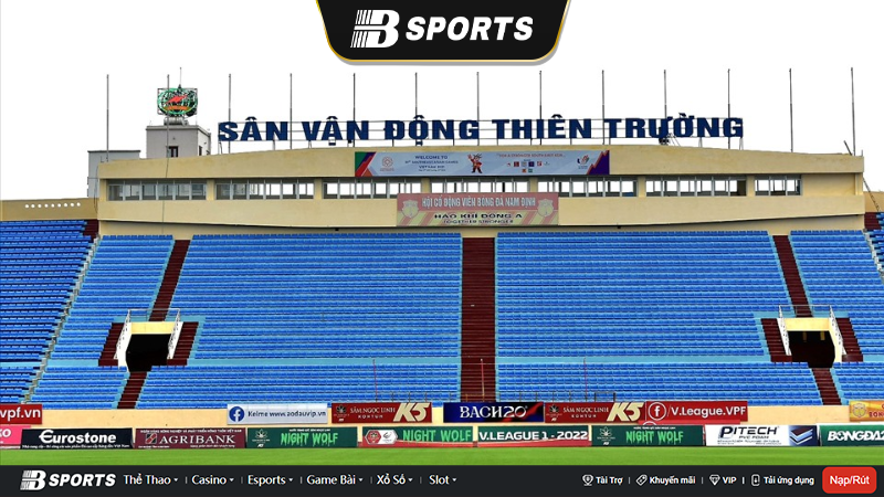 Sân vận động Thiên Trường có mặt sân cỏ đẹp Sân vận động Thiên Trường có mặt sân cỏ đẹp