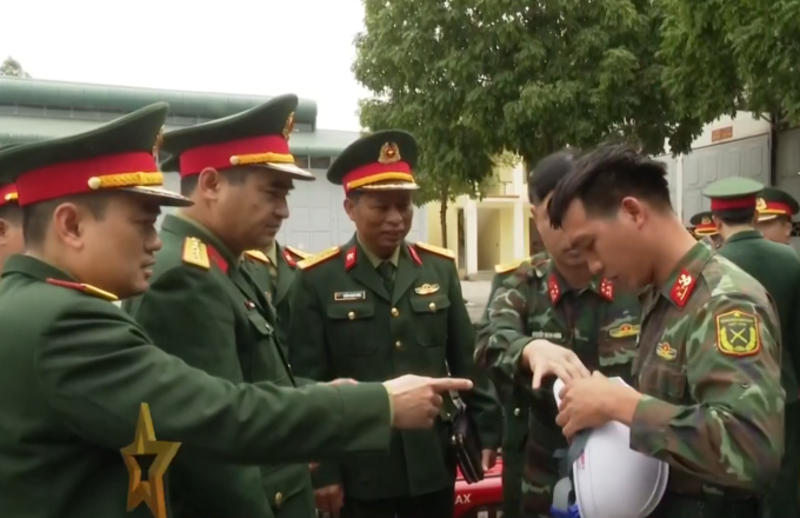 Quân đội cử chiến sĩ sang Thổ Nhĩ Kỳ thực hiện công tác “cứu trợ” Quân đội cử chiến sĩ sang Thổ Nhĩ Kỳ thực hiện công tác “cứu trợ”
