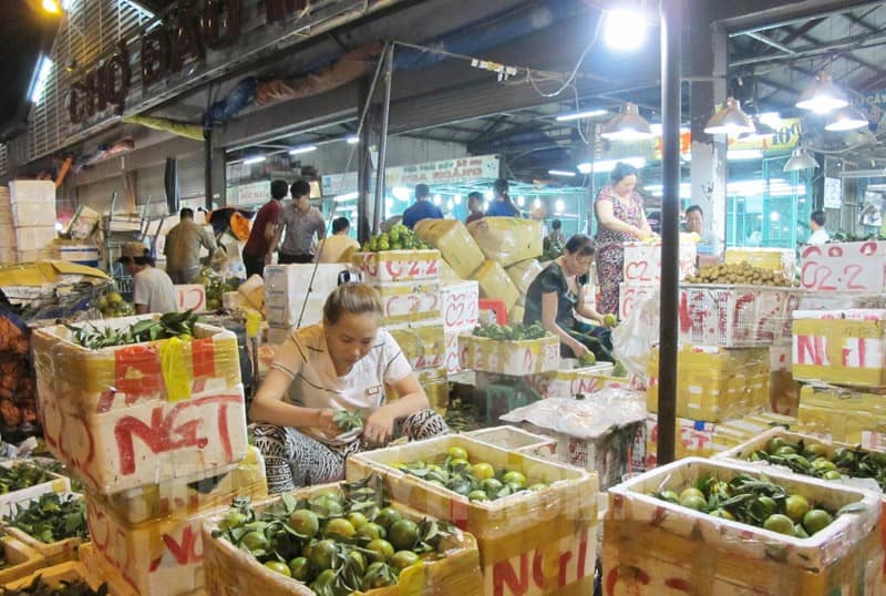Trong khi mua trái cây nạn nhân trong vụ xác chết tại chợ Hóc Môn đã xảy ra mâu thuẫn với một nhóm người buôn bán