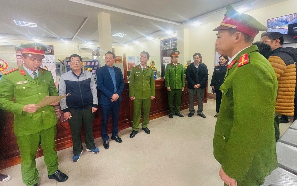 Cáo buộc môi giới, hối lộ đăng kiểm cơ giới Quảng Nam tại trung tâm đăng kiểm Cáo buộc môi giới, hối lộ đăng kiểm cơ giới Quảng Nam tại trung tâm đăng kiểm