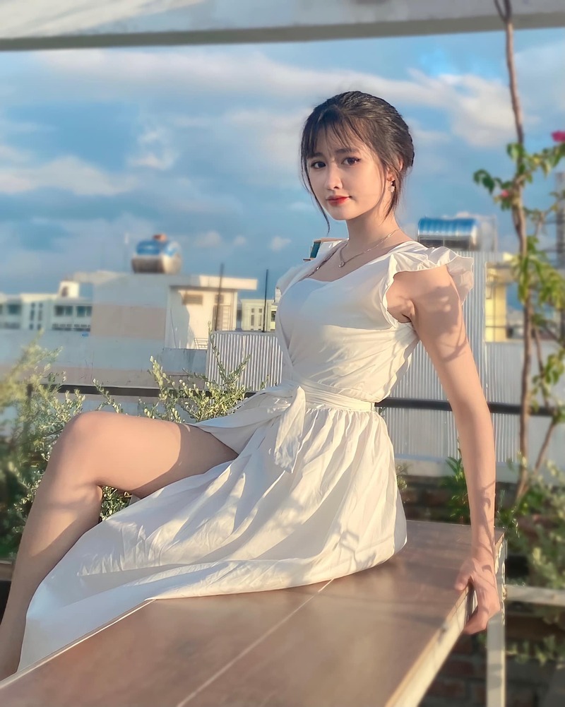 Ngắm những bức hình Vũ Thị Khánh Huyền sexy Ngắm những bức hình Vũ Thị Khánh Huyền sexy