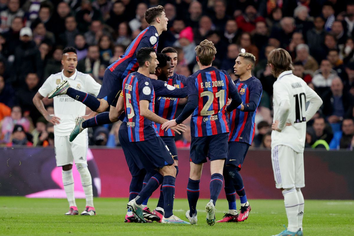 Thầy trò HLV Xavi vừa có được chiến thắng 1 - 0 trong trận El Clasico