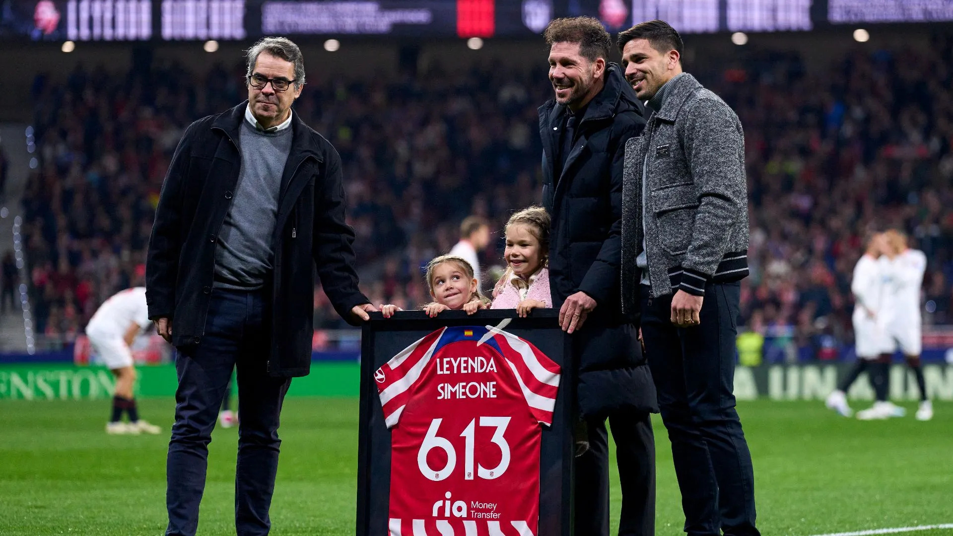 HLV Simeone lập dấu mốc 613 trận dẫn dắt Atletico Madrid