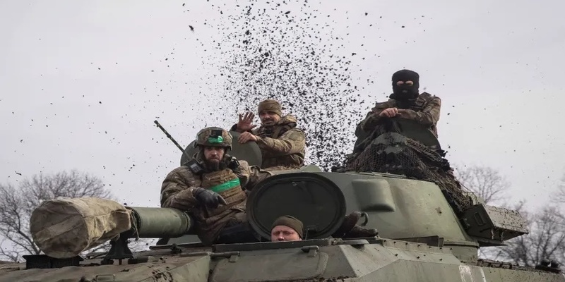 Pháo đài Bakhmut hư hại nặng nề sau cuộc chiến giữa Nga - Ukraine Pháo đài Bakhmut hư hại nặng nề sau cuộc chiến giữa Nga - Ukraine