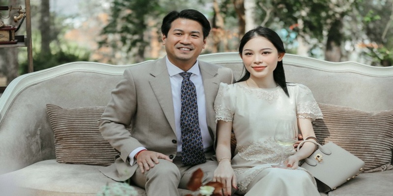 Chuyện tình đẹp như mơ của Linh Rin và Phillip Nguyễn Chuyện tình đẹp như mơ của Linh Rin và Phillip Nguyễn