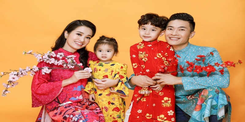 Quốc Cơ và Hồng Phượng hạnh phúc kỷ niệm 7 năm ngày cưới Quốc Cơ và Hồng Phượng hạnh phúc kỷ niệm 7 năm ngày cưới