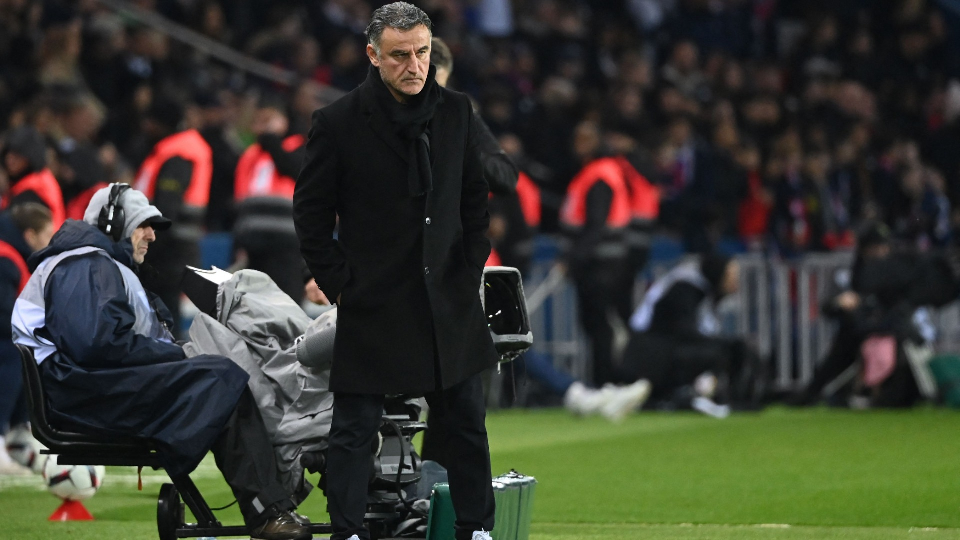 HLV Galtier lên tiếng chỉ trích các cầu thủ của PSG sau trận thua trước Bayern Munich