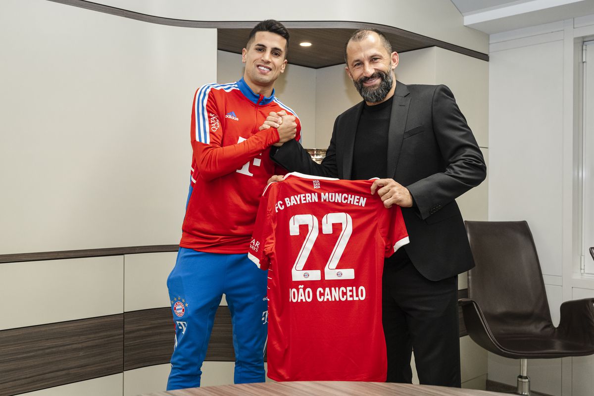 Joao Cancelo đang thi đấu cho Bayern Munich theo dạng cho mượn từ Man City