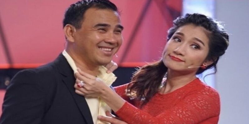 Cát Tường mâu thuẫn với Quyền Linh nên bị đuổi khỏi chương trình Bạn Muốn Hẹn Hò Cát Tường mâu thuẫn với Quyền Linh nên bị đuổi khỏi chương trình Bạn Muốn Hẹn Hò
