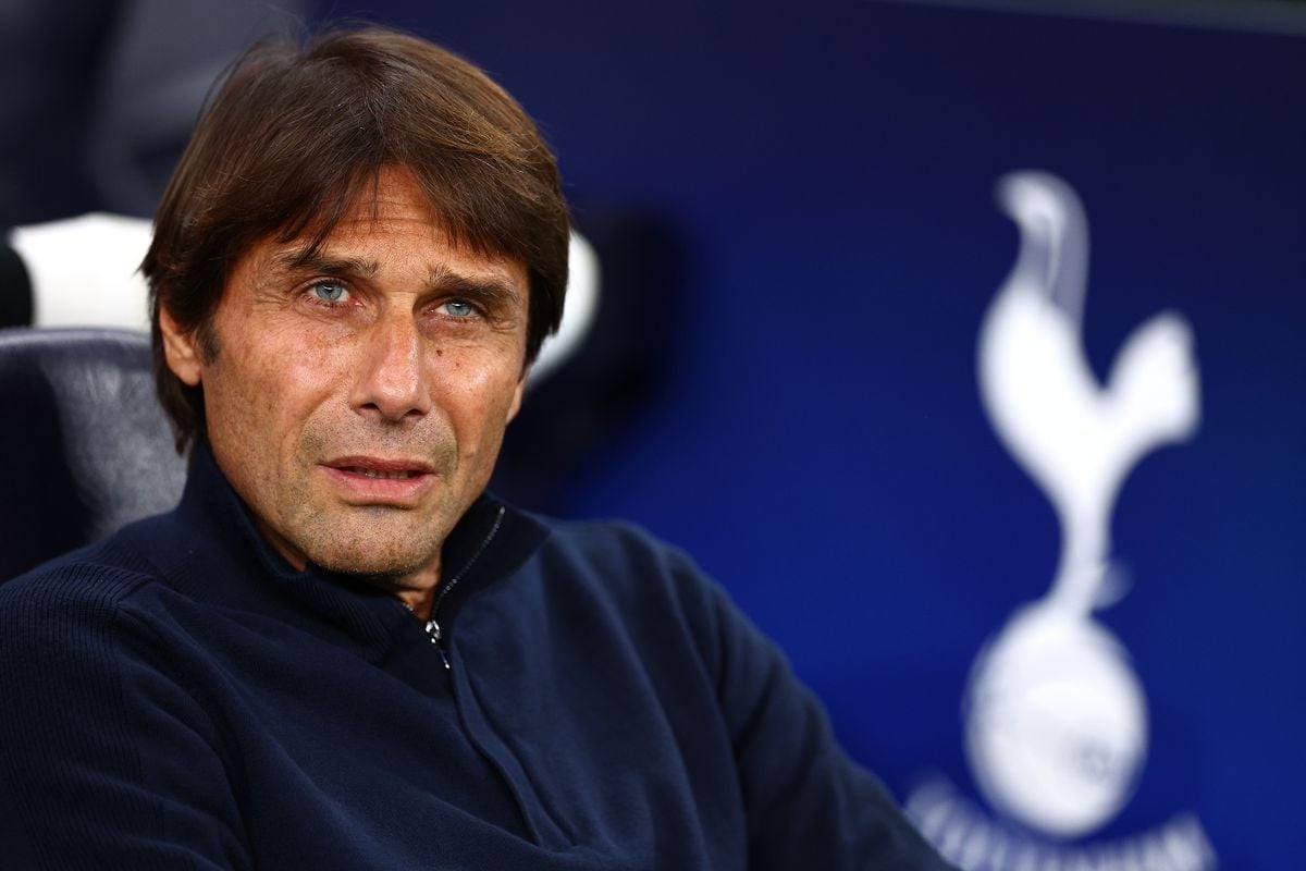 Mối quan hệ giữa Conte và các thành viên của Tottenham đã rạn nứt hoàn toàn