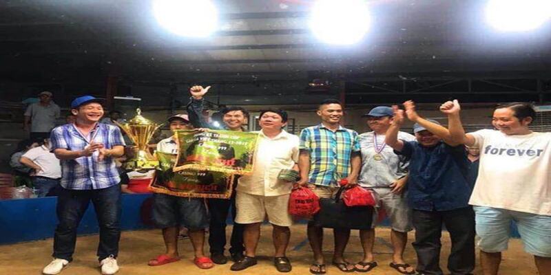 Chiến thuật thông minh và pha đấu đá, đánh trống đầy kịch tính tại trận đá gà 24 tỷ Chiến thuật thông minh và pha đấu đá, đánh trống đầy kịch tính tại trận đá gà 24 tỷ