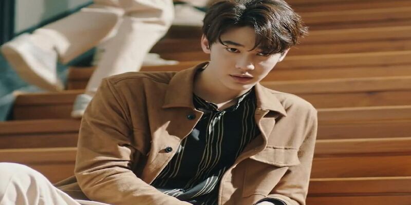 Dew Jirawat được người hâm mộ chào đón nồng nhiệt ở Việt Nam Dew Jirawat được người hâm mộ chào đón nồng nhiệt ở Việt Nam