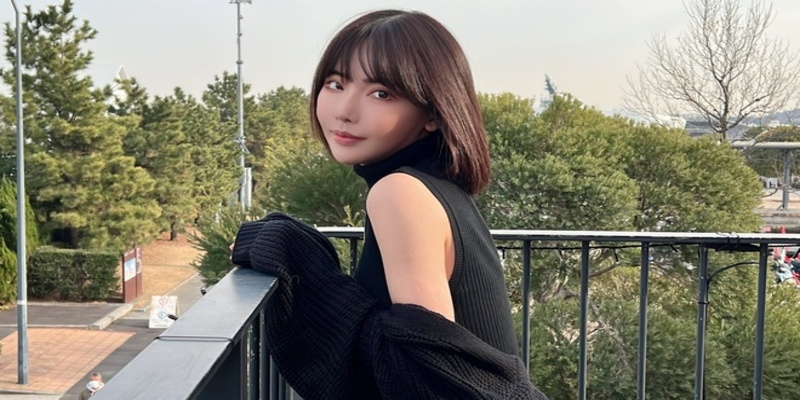 Sự nghiệp diễn viên phim người lớn của Eimi Fukada Sự nghiệp diễn viên phim người lớn của Eimi Fukada