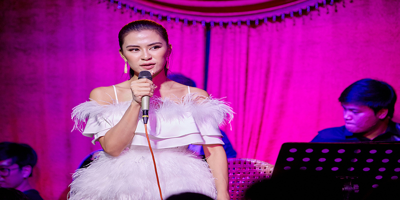 Ca sĩ Hà Nhi - Miêu quý tộc tổ chức liveshow đầu tiên trong sự nghiệp Ca sĩ Hà Nhi - Miêu quý tộc tổ chức liveshow đầu tiên trong sự nghiệp