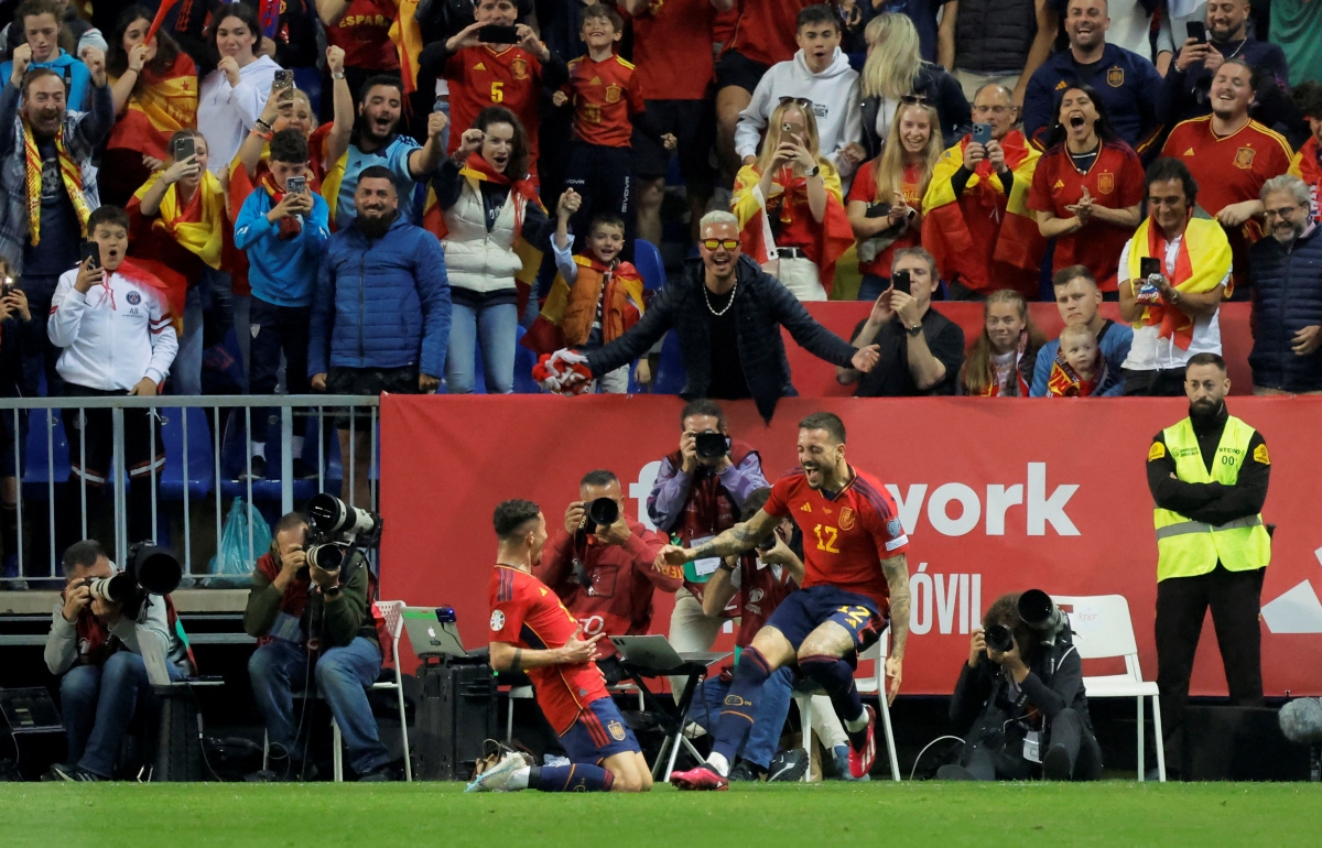 La Roja đã có thay đổi tích cực kể từ khi có HLV mới