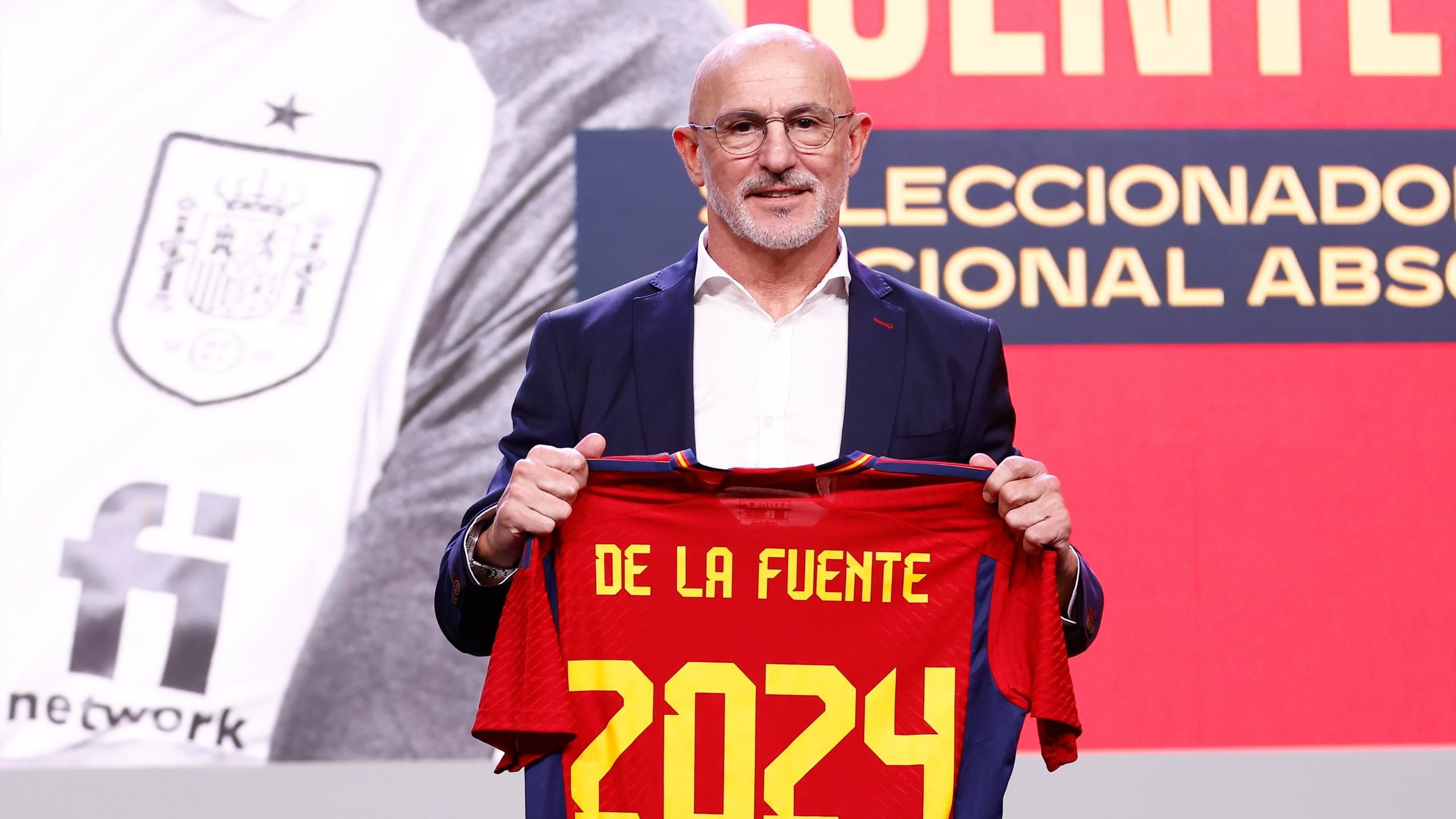 De la Fuente là người mang làn gió mới tới La Roja
