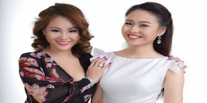 Tạo hình mới của Lê Lộc mới lạ mang chút nổi loạn Tạo hình mới của Lê Lộc mới lạ mang chút nổi loạn