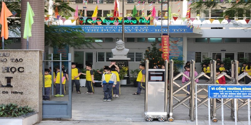 Các trường học TP HCM cảnh báo về bẫy lừa học sinh và đưa ra giải pháp phòng ngừa Các trường học TP HCM cảnh báo về bẫy lừa học sinh và đưa ra giải pháp phòng ngừa