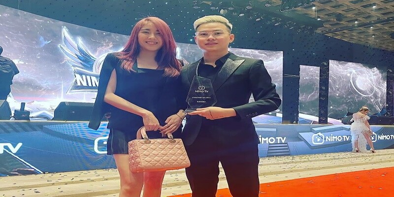 Sự nghiệp nổi tiếng Sự nghiệp nổi tiếng