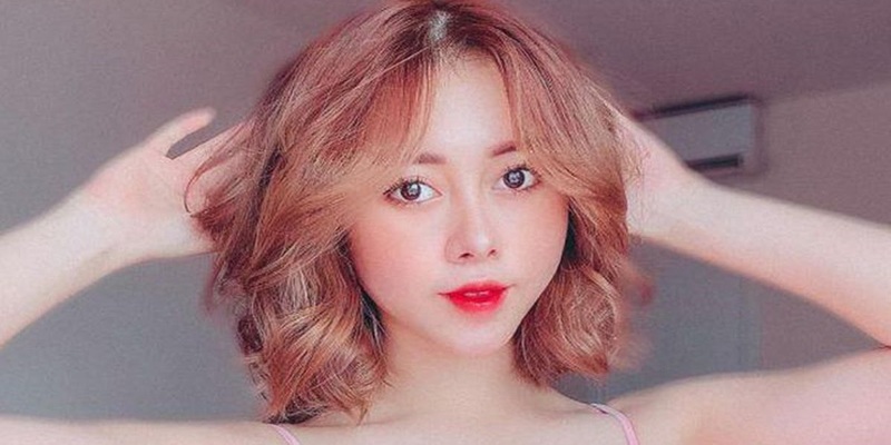 Việt Phương Thoa: Tiktoker nổi tiếng với follow khủng Việt Phương Thoa: Tiktoker nổi tiếng với follow khủng