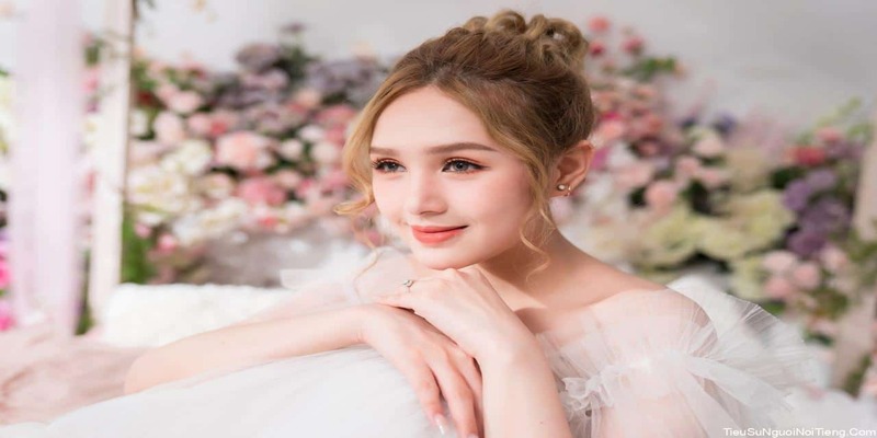 Xoài Non từng bị chỉ trích lấy Xemesis chỉ vì tiền Xoài Non từng bị chỉ trích lấy Xemesis chỉ vì tiền