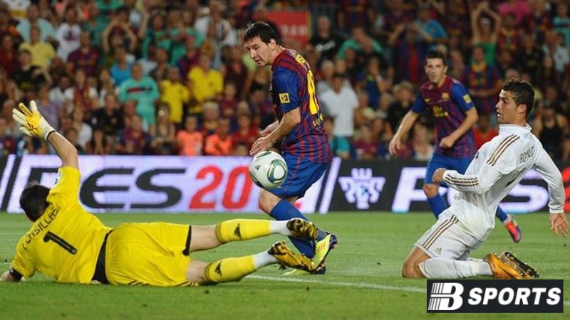 Lần đầu ngã ngựa trước Messi - Ronaldo quỳ trước Messi Lần đầu ngã ngựa trước Messi - Ronaldo quỳ trước Messi